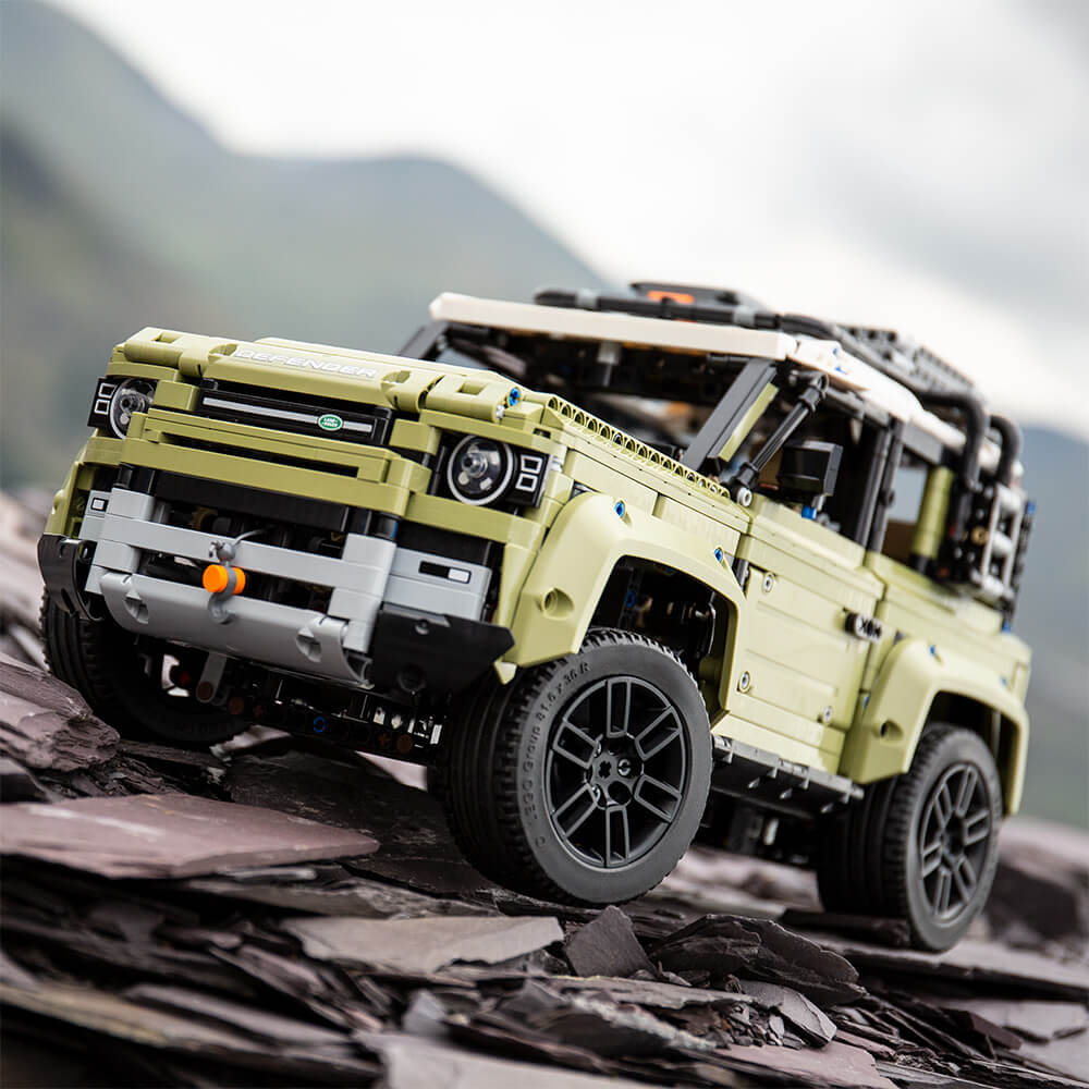 Land Rover Defender (2573 pcs)