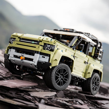 Land Rover Defender (2573 pcs)